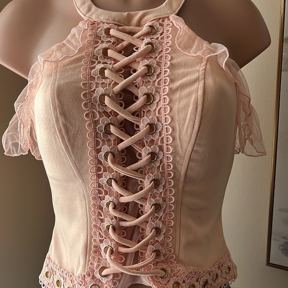 💕COLOMBIAN STUNNING TOP 💕 - Picture 3 of 4